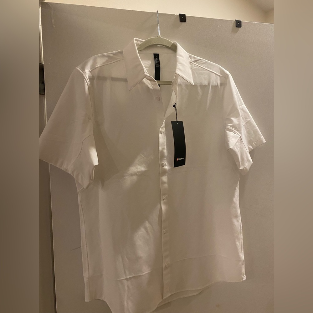 NWT Lululemon Button Down